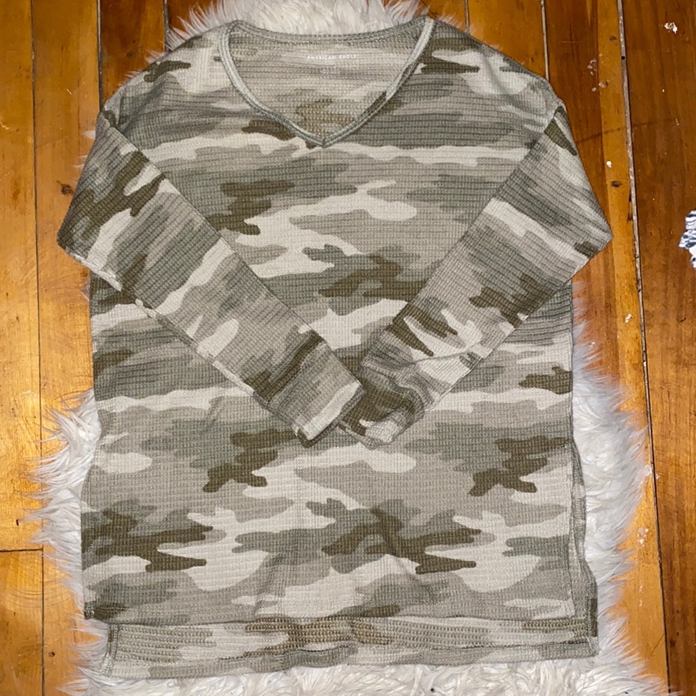 American Eagle camouflage long sleeve shirt